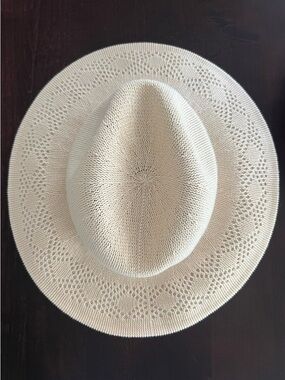 WYETH - Evi Mesh Packable Hat in Cream